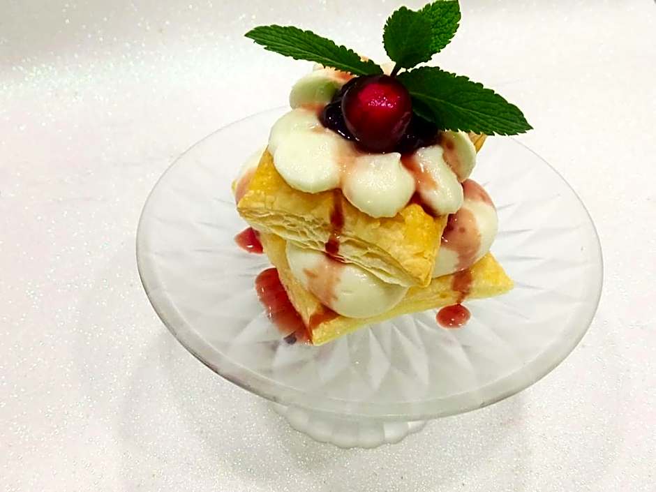 VILLA EVELINA Bad And Breakfast Home Restaurant Gurmet