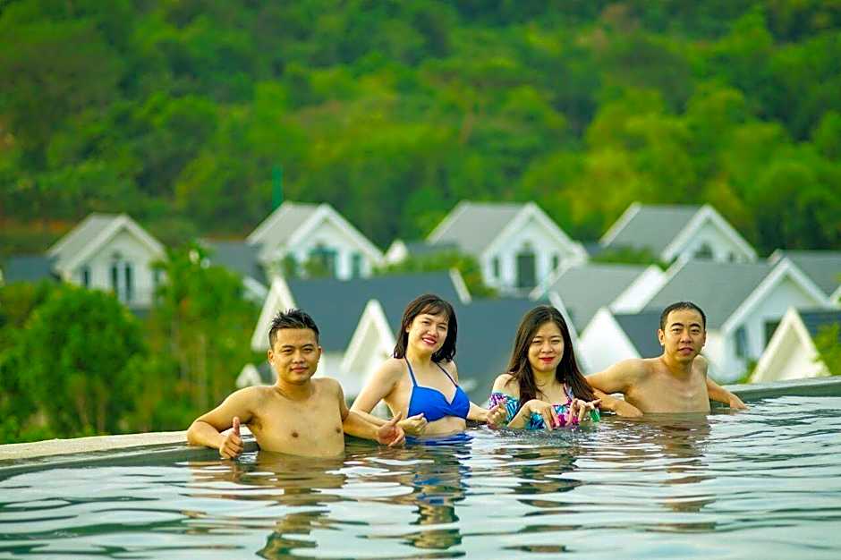 ROSE Villas & Resort Ba Vi