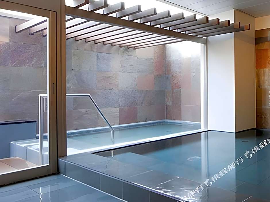 Hotel Crest Ibaraki