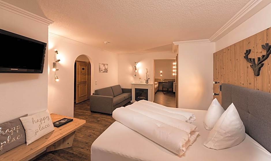 Photo 1 of 4 of 1 Bedroom Suite