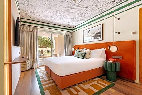 Essential King Room with Prime View