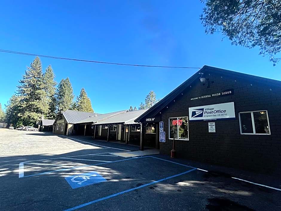Sierra Woods Lodge