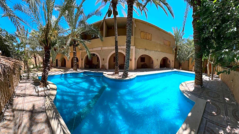 Nour El Waha Hotel
