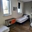 Rooms4Rest Bokserska - Private rooms for tourists