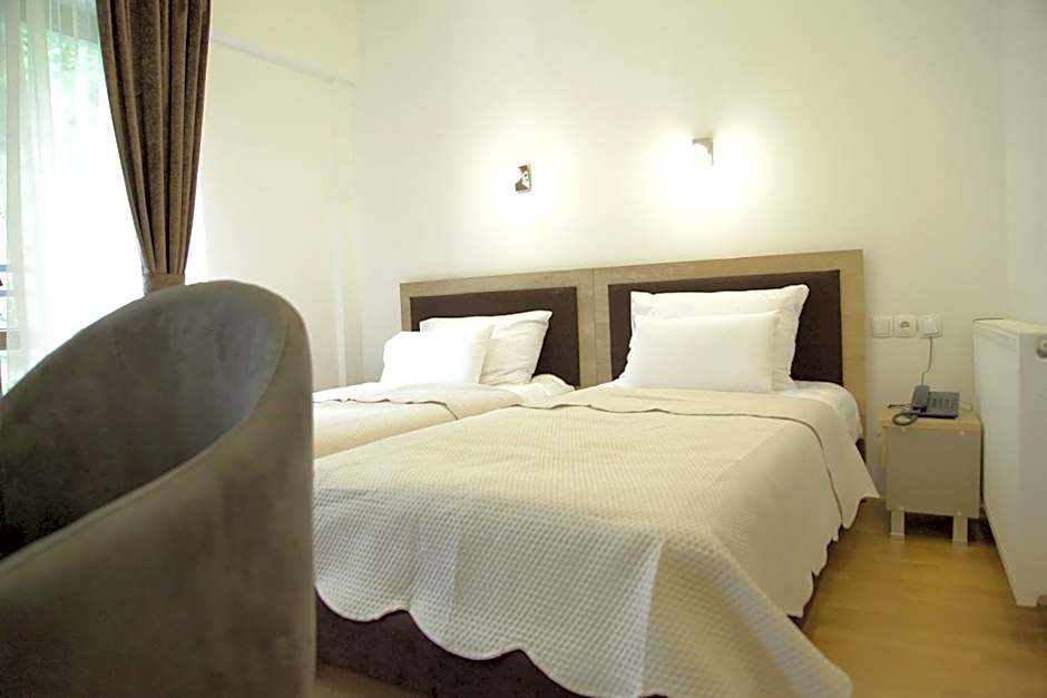 Hotel Korab Trnica