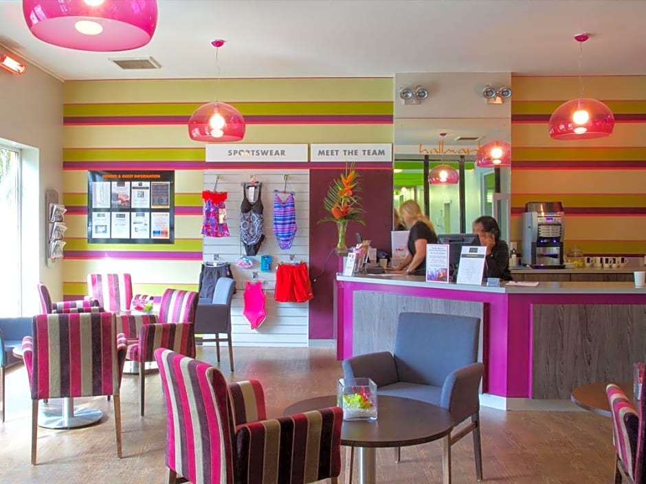 Manchester Airport Stanley Hotel by Belvilla