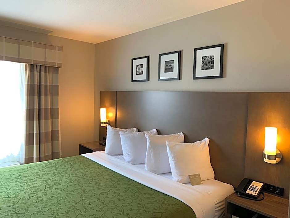 Country Inn & Suites by Radisson Kenosha - Pleasant Prairie