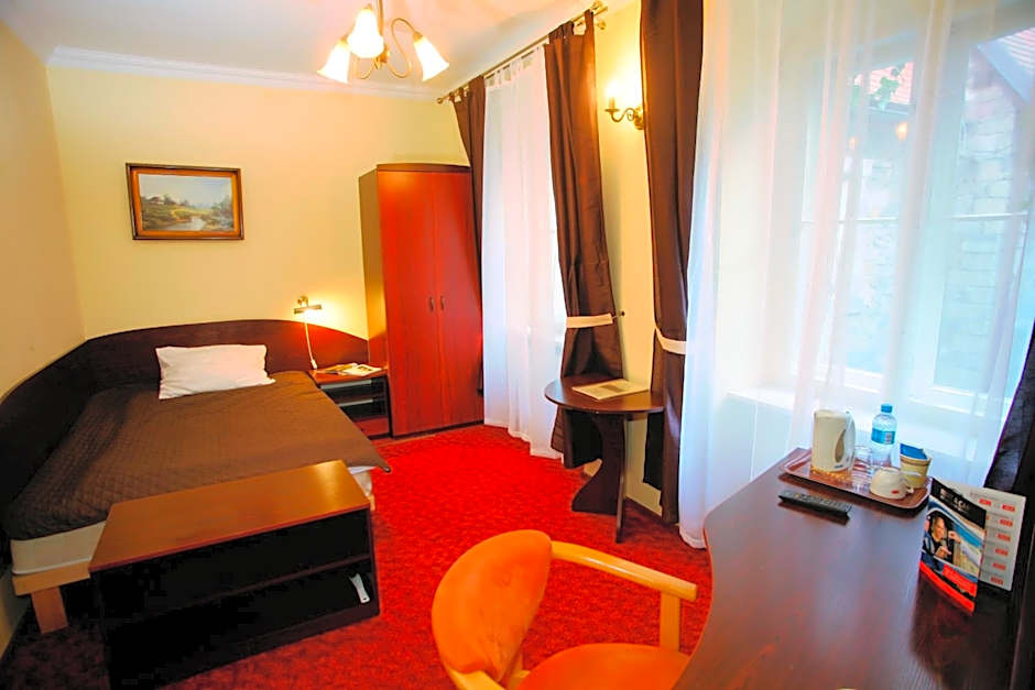 Hotel Przy Oślej Bramie - Zamek Książ