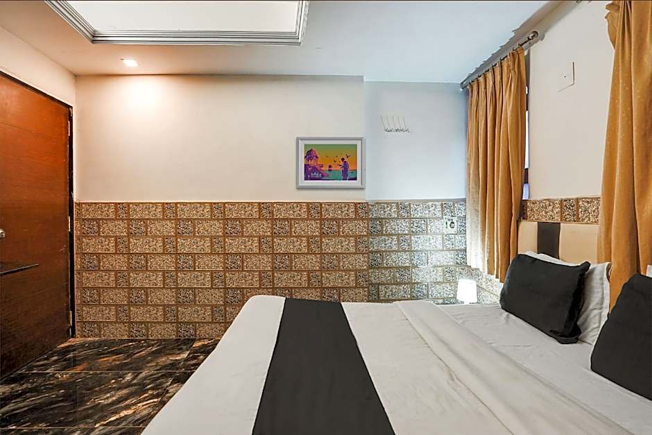 Hotel O Kanchan Palace