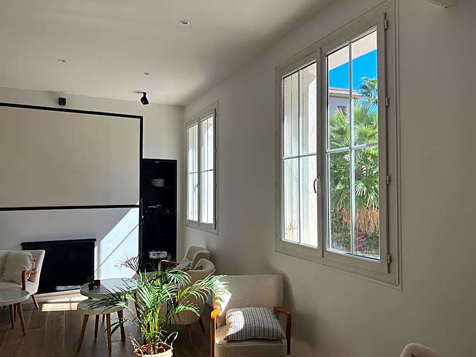 Adonis Sanary Grand Hôtel des Bains