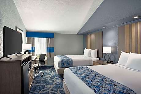 Queen Room with Two Queen Beds - Non-Smoking