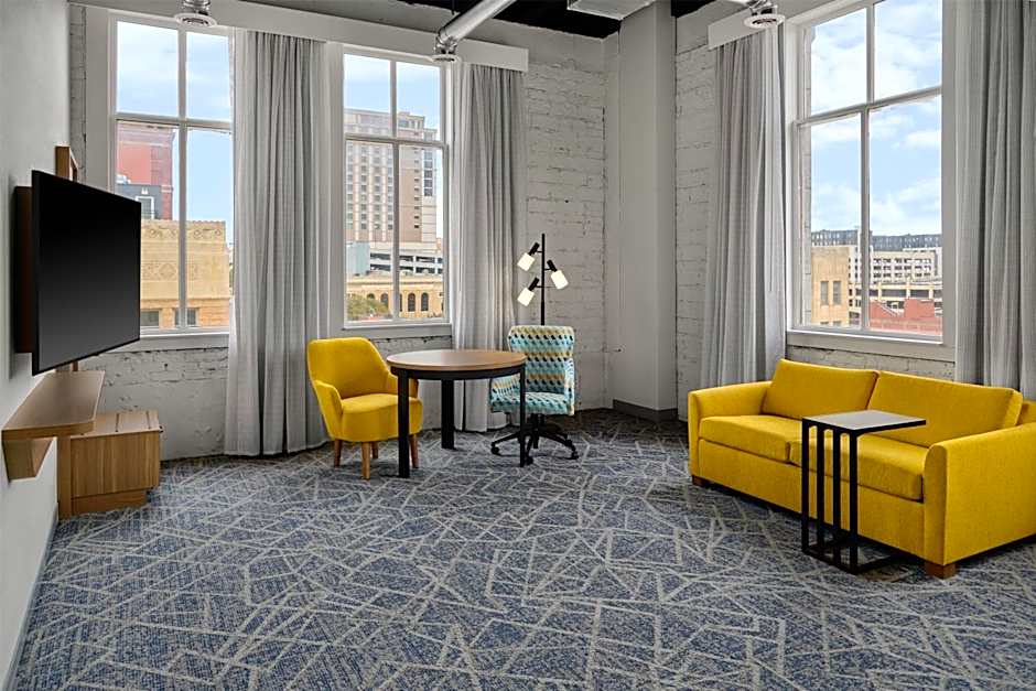 Hampton Inn by Hilton Lincoln Downtown