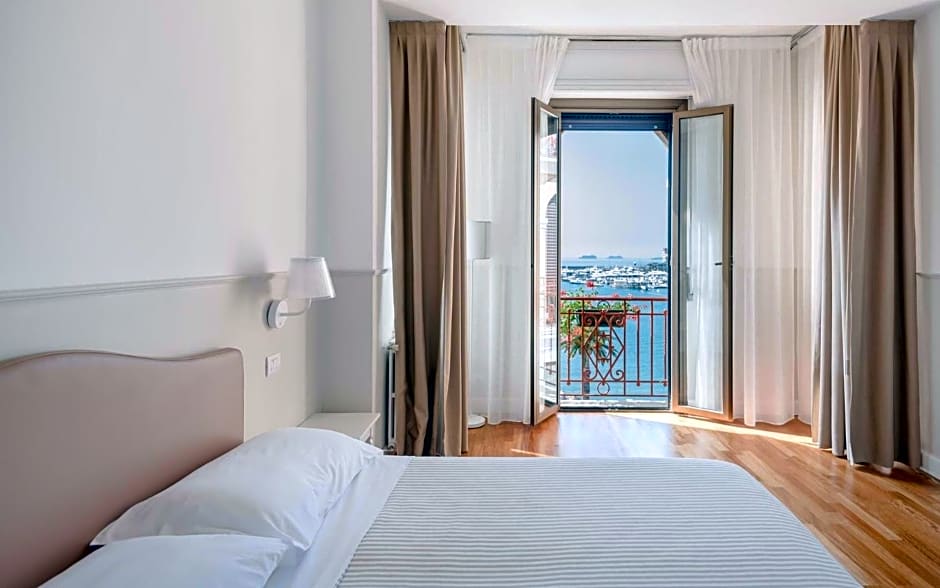 Miramare Hotel