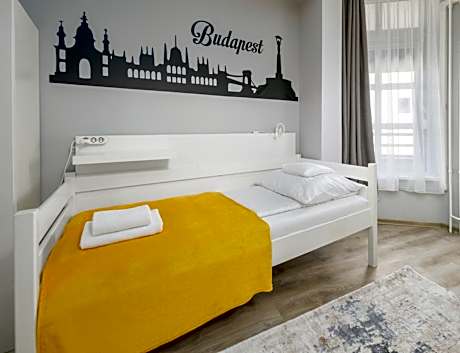 Downtown Apartment House Orange