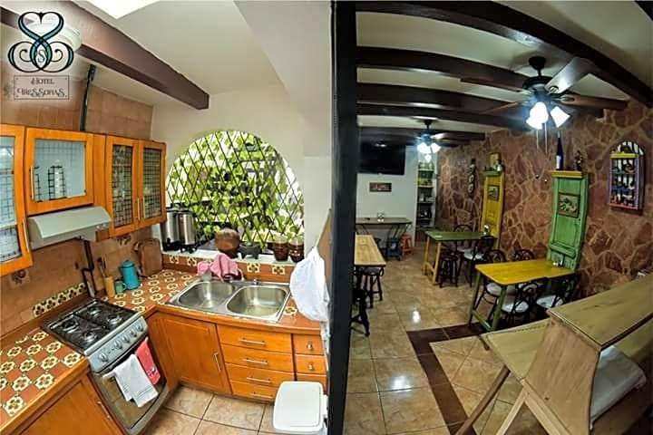 Hotel Tres Sofias
