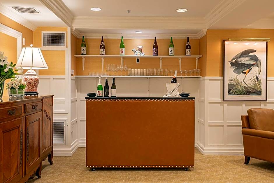 The Eliot Hotel