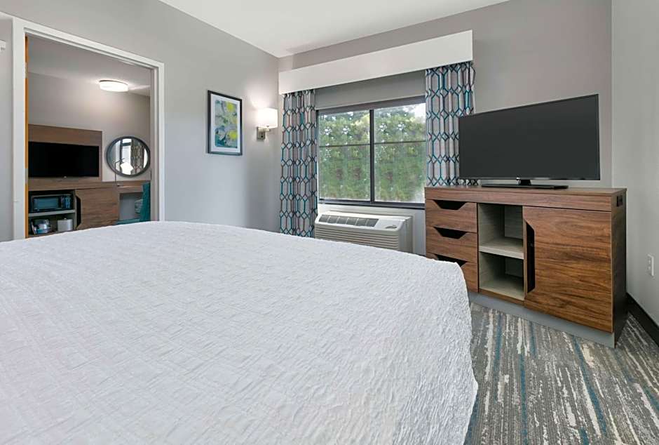 Hampton Inn By Hilton Santa Cruz