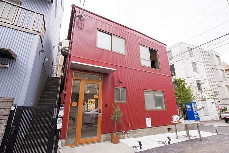 GrapeHouse Koenji - Hostel, - Caters to Women