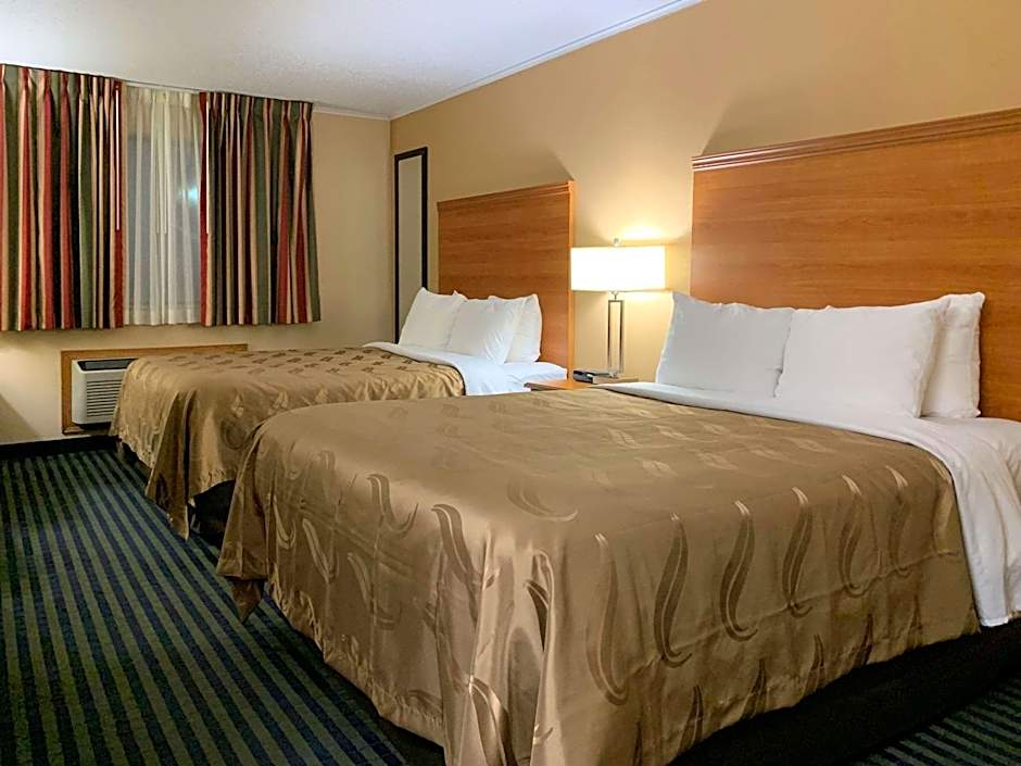 Quality Inn Ottawa near Starved Rock State Park