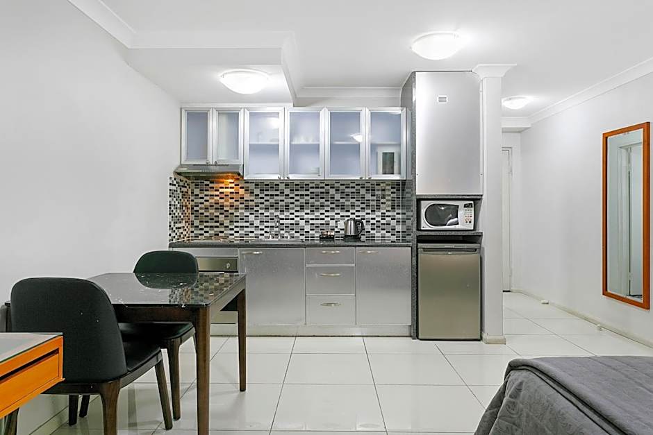 Comfort Inn & Suites Burwood