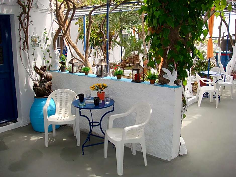 Boussetil Rooms CapAnMat