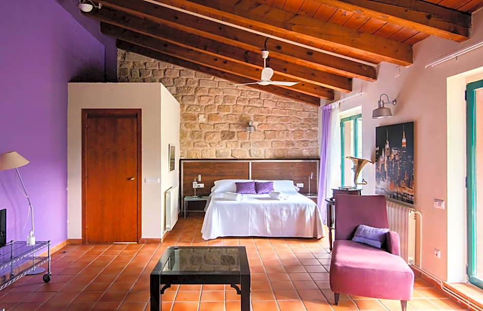 Hospedium Hotel La Parada del Compte