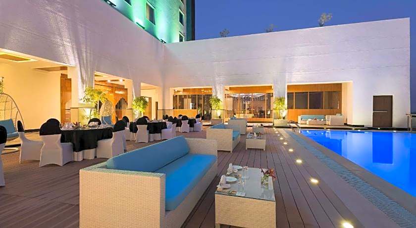 Saura Hotel, Agra- A Club Mahindra Associate