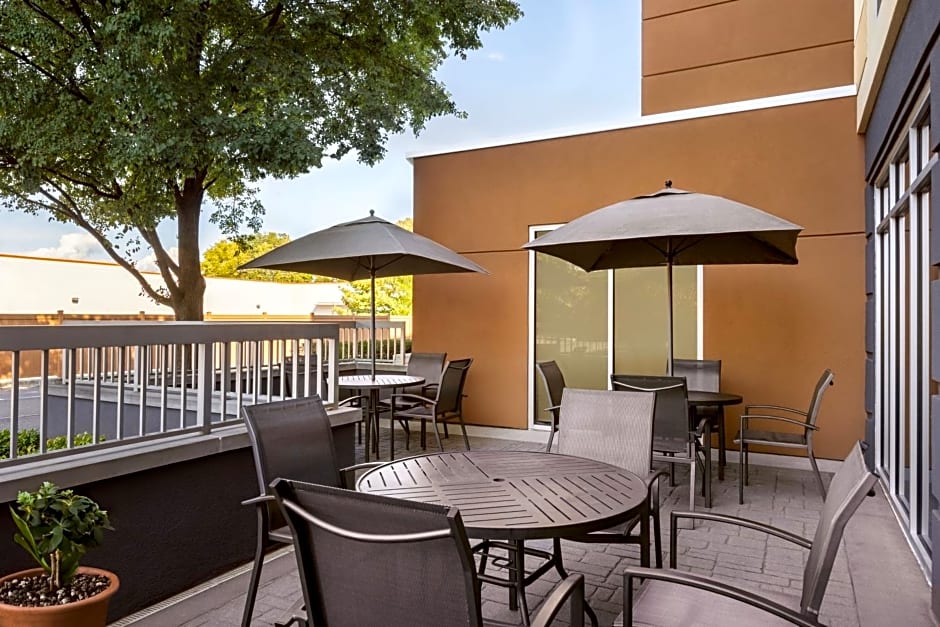 Fairfield Inn & Suites by Marriott Hershey Chocolate Avenue