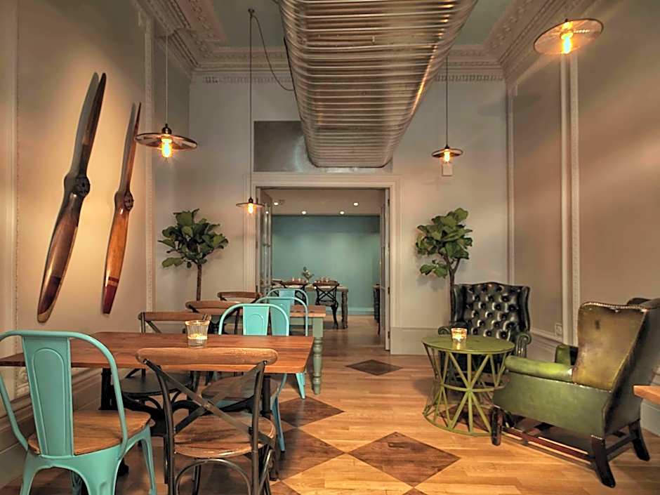 Radisson Blu Hotel, London South Kensington (formerly Vanderbilt)