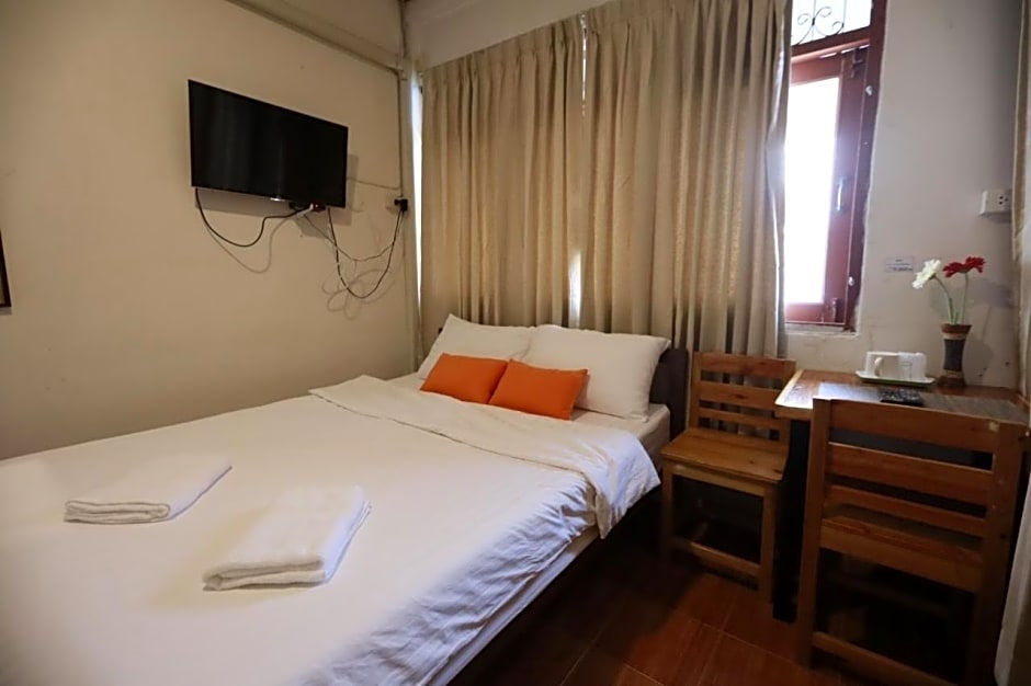 Banana Hostel Donmuang