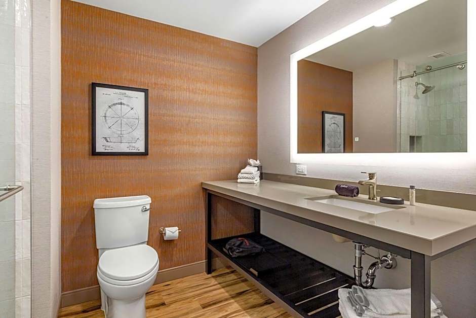 Cambria Hotel New Haven University Area