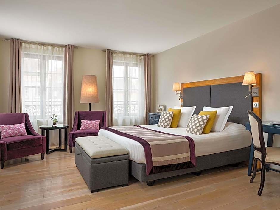 Mercure Maintenon