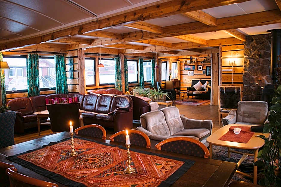 Mary-Ann's Polarrigg