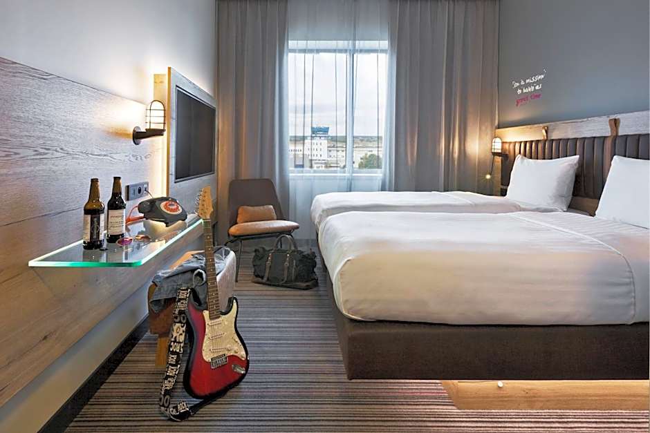 Moxy by Marriott Katowice Airport
