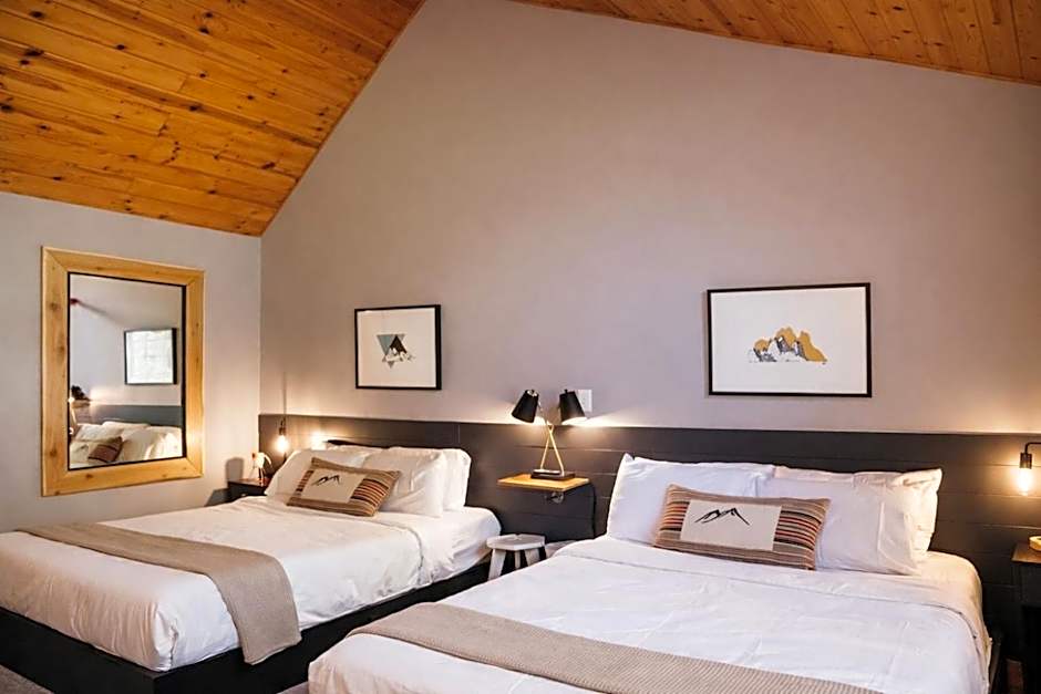 Summit View Inn
