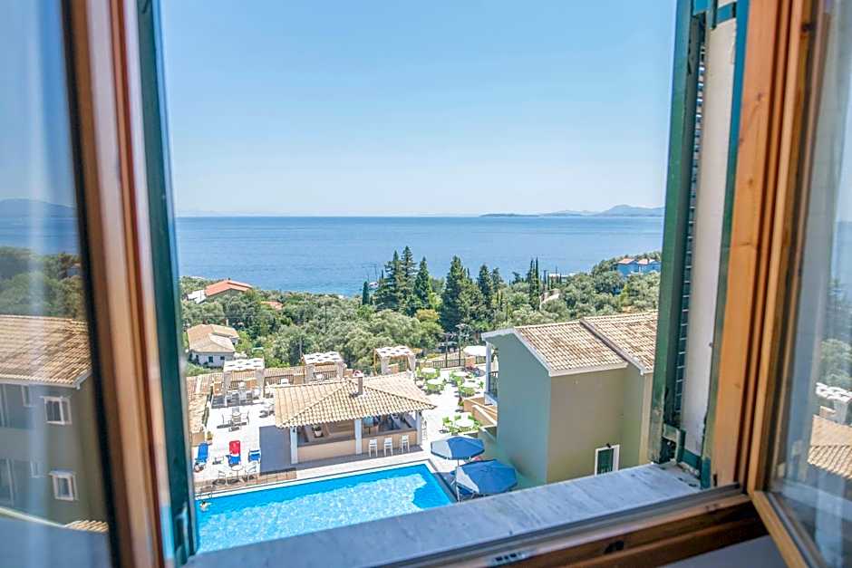 Photo 1 of 1 of Double Room with Sea View