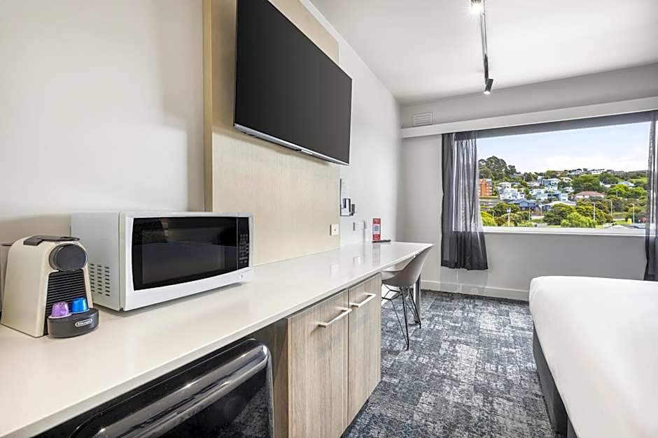 Burnie Central Townhouse Hotel