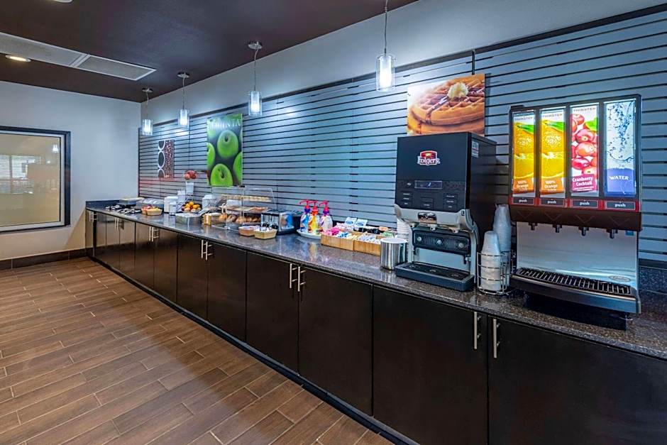 La Quinta Inn & Suites by Wyndham Wichita Falls - Msu Area