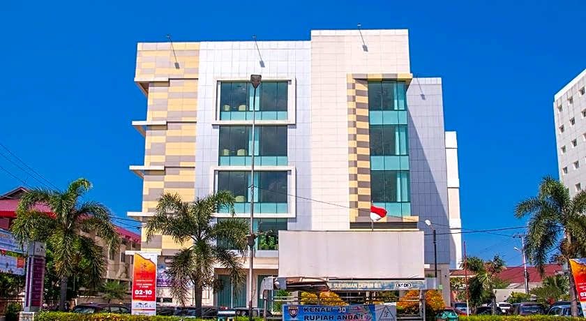 Daima Hotel Padang