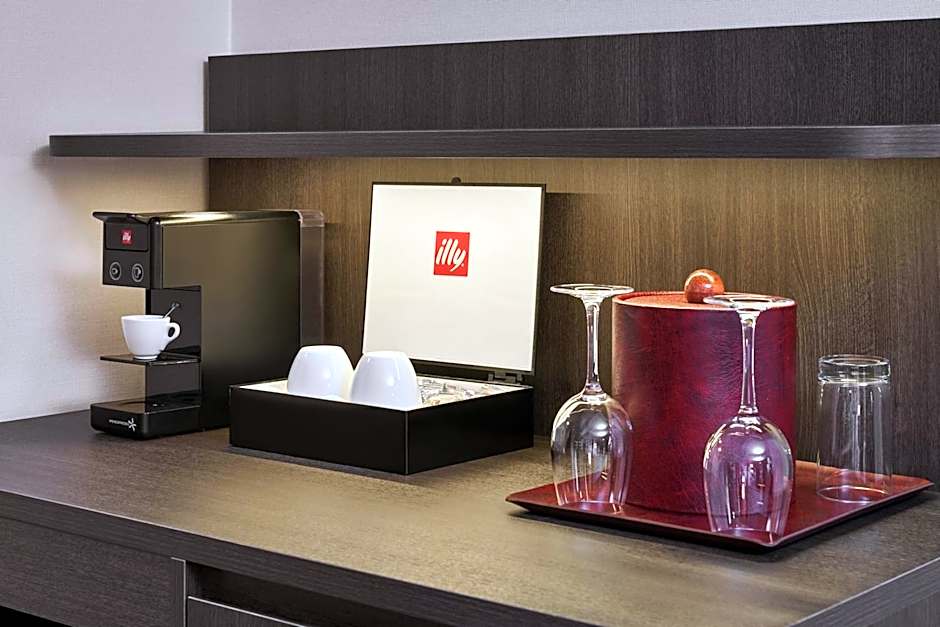 Varscona Hotel on Whyte