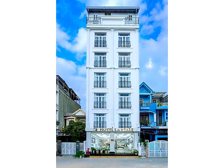 HOTEL LA PERLE