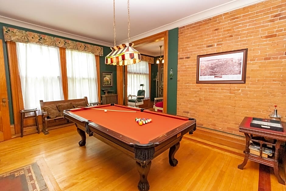 Saratoga Dreams Bed and Breakfast