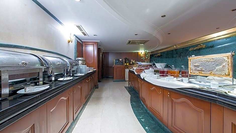 Akar International Hotel