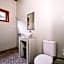 D and B Bungalow's by DeWizZ Management