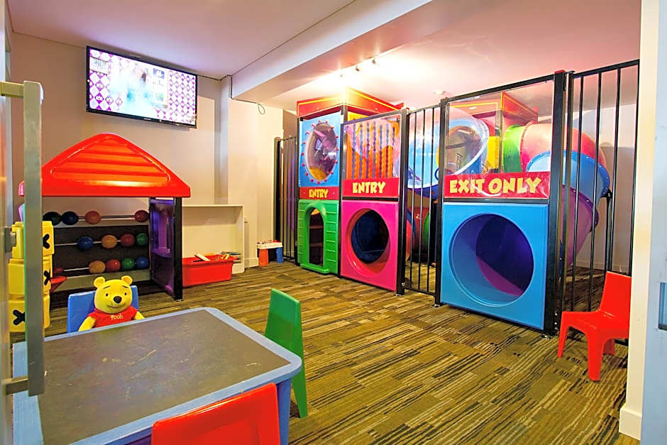 Esplanade Hotel Adelaide