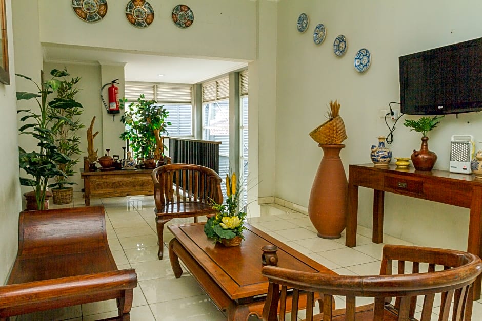 RedDoorz @ Dago Asri 3