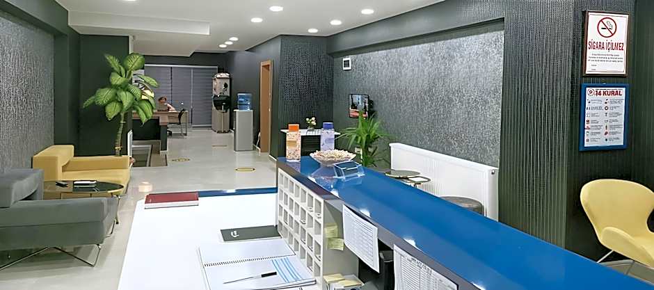 Royal City Hotel Old Town