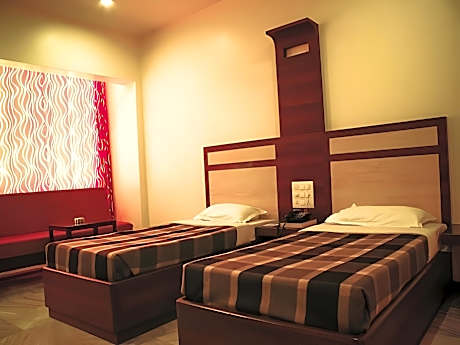 Hotel Supreme