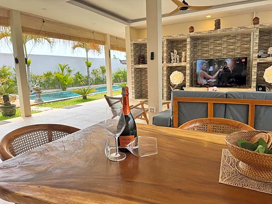 Villa 10 Rose Bali 3BR Luxury