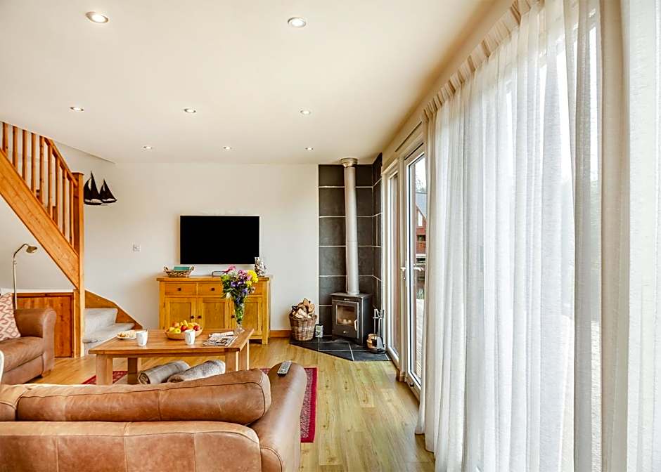 Anglesey Lakeside Lodges